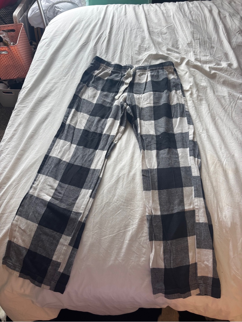 Black and White Plaid women’s small Lounge Pants